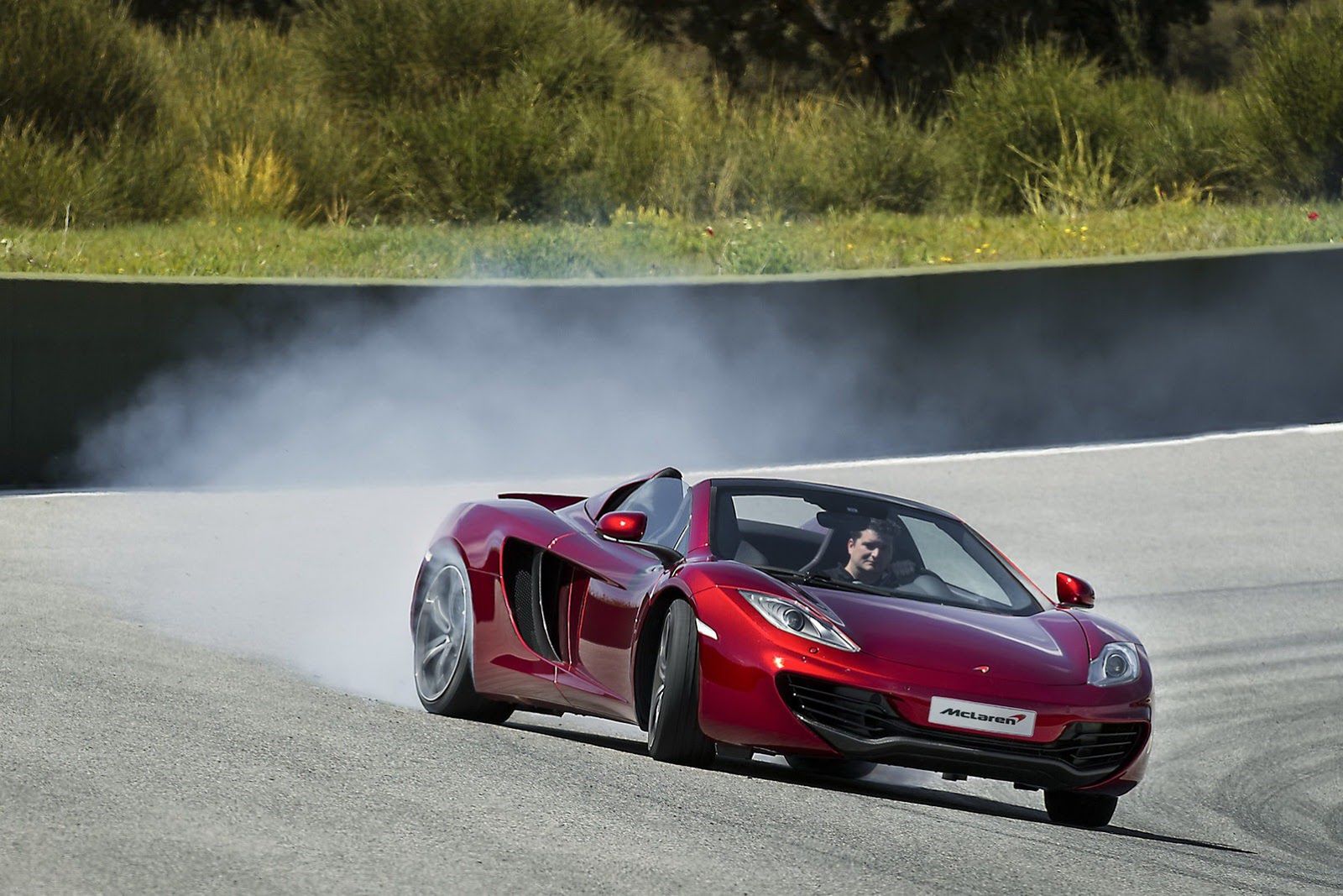 McLaren MP4-12C Spider - obszerna galeria prosto od producenta 46