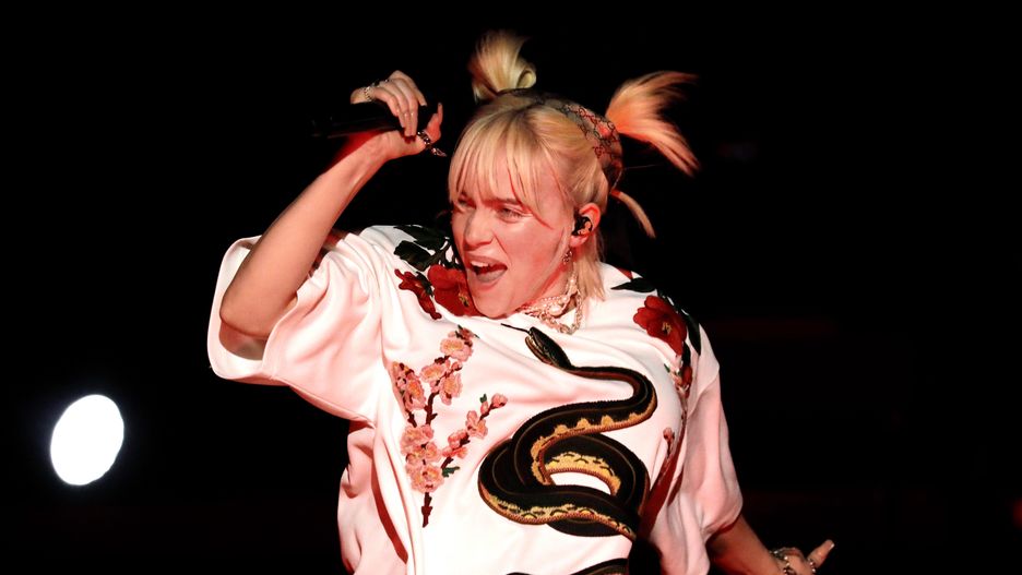 Global Citizen Live Festival in New Yorkepa09489240 US singer/songwriter Billie Eilish performs during the Global Citizen Live Festival in Central Park in New York, USA, 25 September 2021. The 2021 Global Citizen Festival took place in various cities around the world and was organized to raise awareness on the urgent needs of developing countries.  EPA/Peter Foley Dostawca: PAP/EPA.Peter Foley