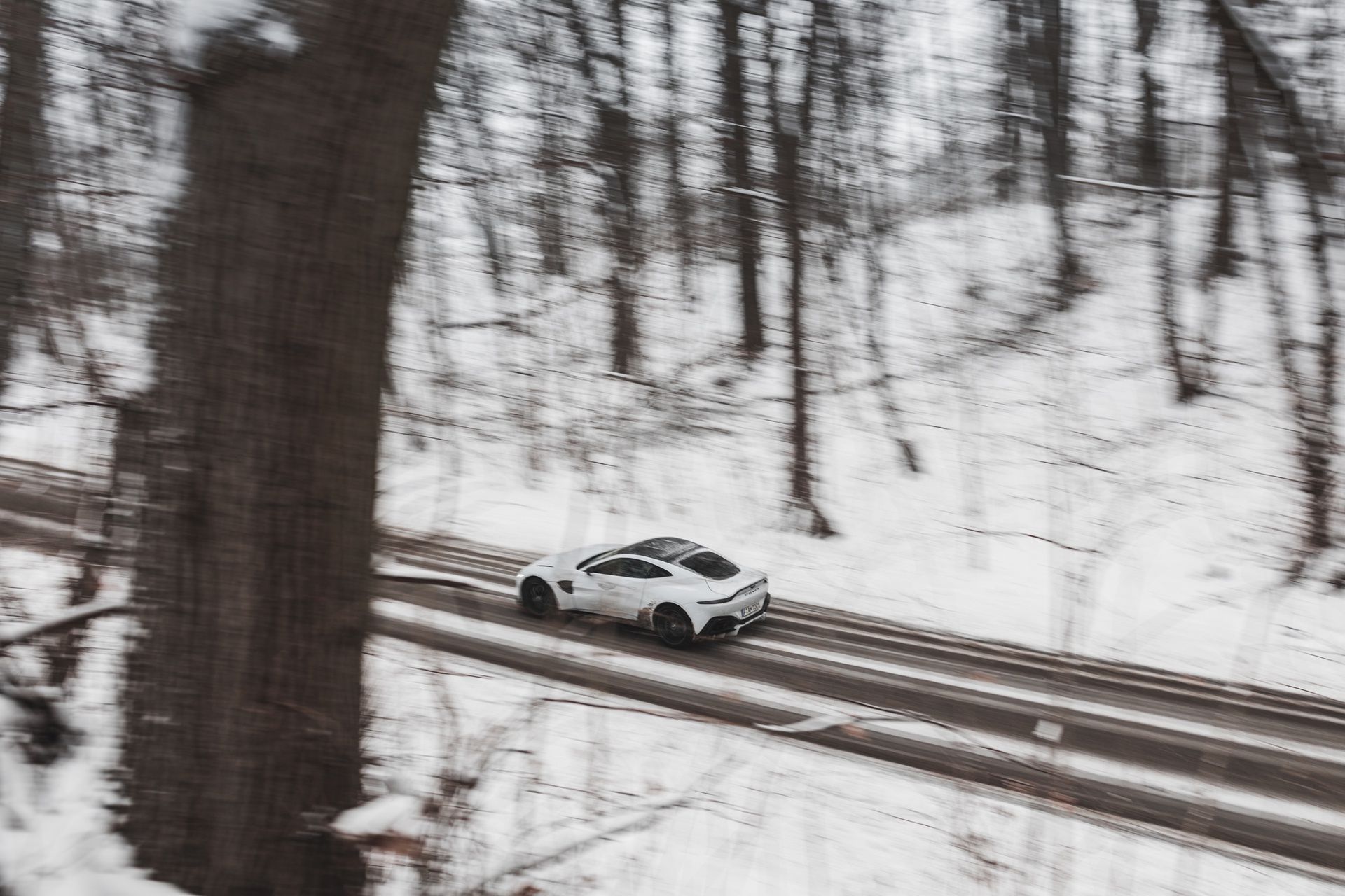 Aston Martin Vantage (2022)