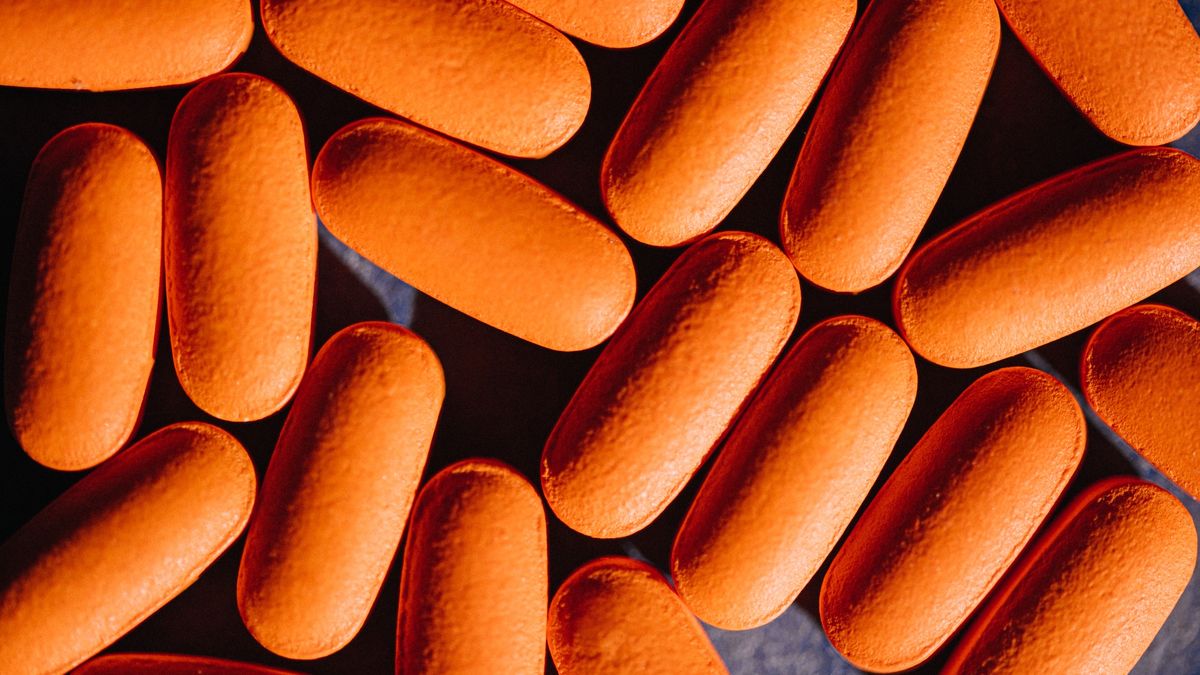 Orange Colored Pills - Full FrameOrange colored pills - full FrameStefania Pelfini, La Waziya Phot