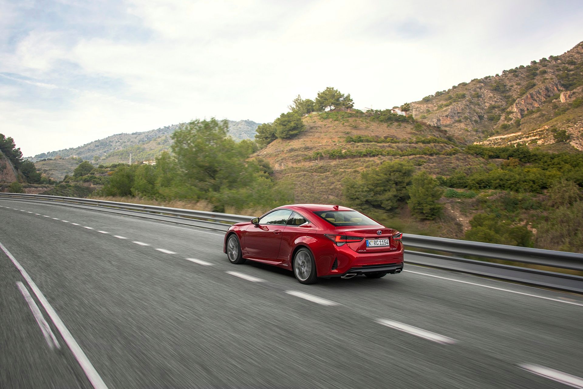 Lexus RC 300h (2019) (fot. Lexus)