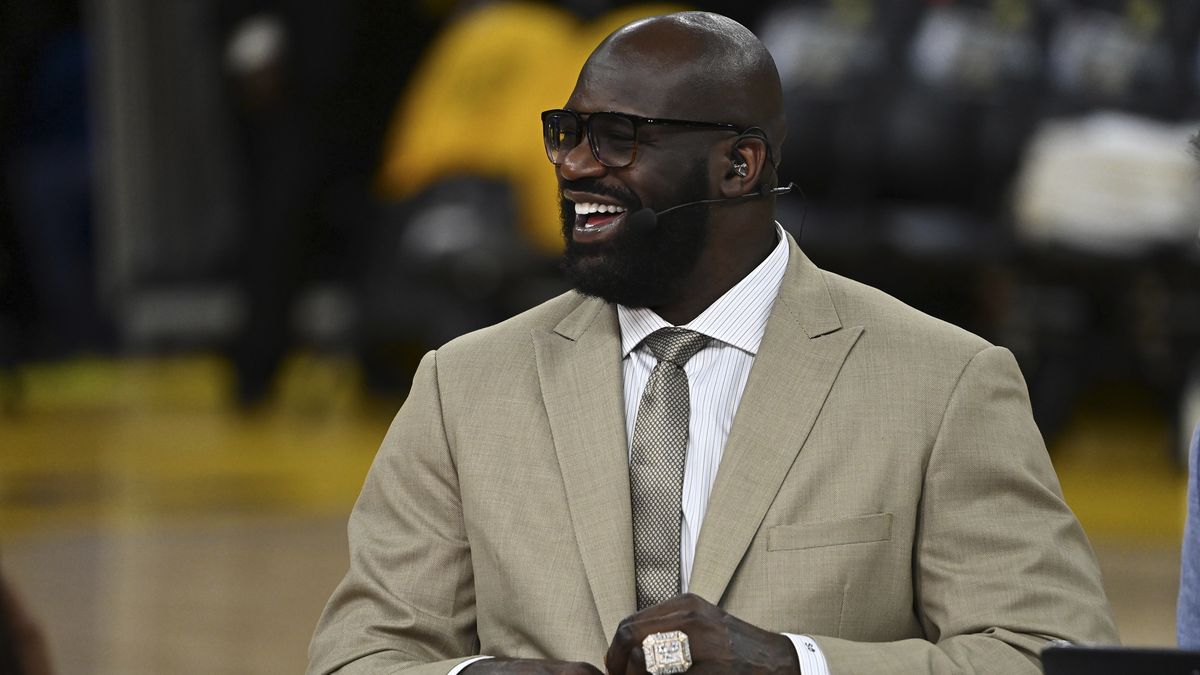 Basketballl: NBA Finals: TNT analyst Shaquille O'Neal smiles prior  Golden State Warriors vs Boston Celtics at Chase Center. Game Two.
San Francisco, CA 6/5/2022
CREDIT: John W. McDonough (Photo by John W. McDonough/Sports Illustrated via Getty Images)
(Set Number: X164079)