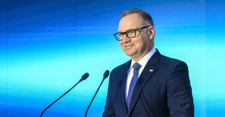 Wydali książkę Andrzeja Dudy. Oto ile zarobili