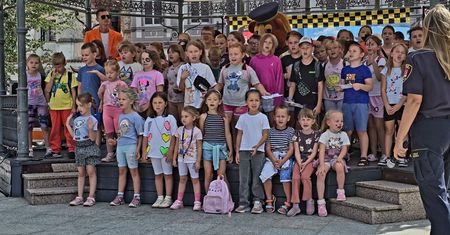 Stary Rynek opanowali najmłodsi. Wszystko z myślą o bezpiecznym początku roku szkolnego