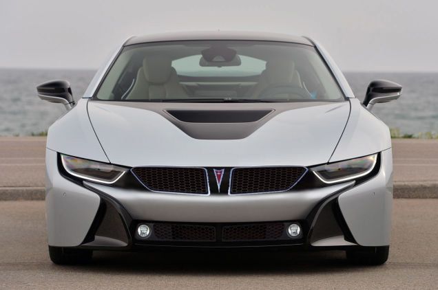 BMW i8 w przebraniach różnych producentów 10