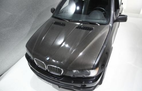 Prototypowe BMW X5 z... włókna węglowego!