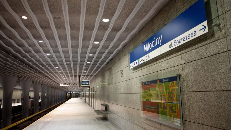 Warszawa. W pociągu na Młocinach pozostawiono bagaż