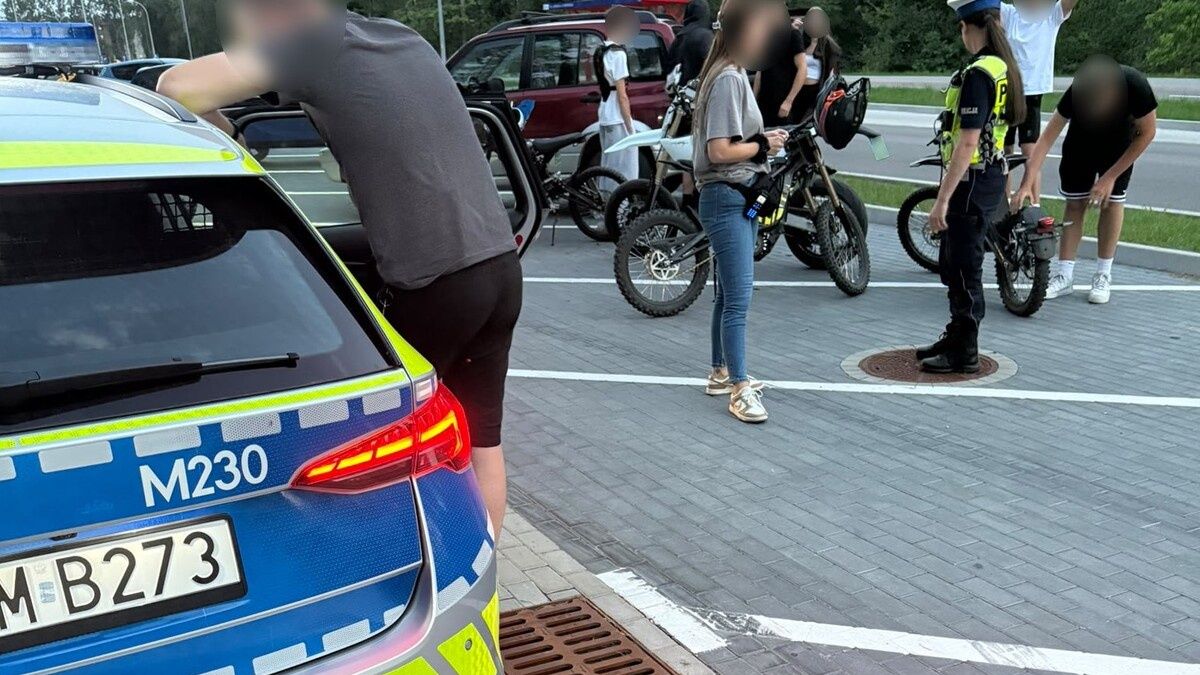 Policja zatrzymała 14-latka na elektrycznym motorowerze