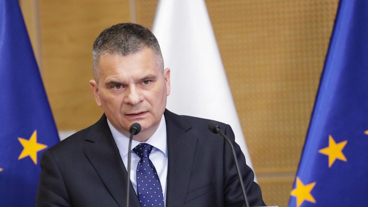 Decyzja Korneluka. Dziesięciu śledczych odwołanych z Prokuratury Krajowej