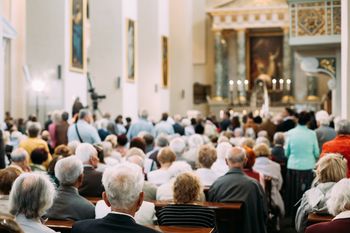 Piekoszów: Uroczystości odpustowe w parafii Narodzenia Najświętszej Maryi Panny. Msza święta i Męski Różaniec. Zobacz zdjęcia