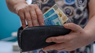 Pracowała 40 lat za minimalną krajową. Tyle wynosi jej emerytura