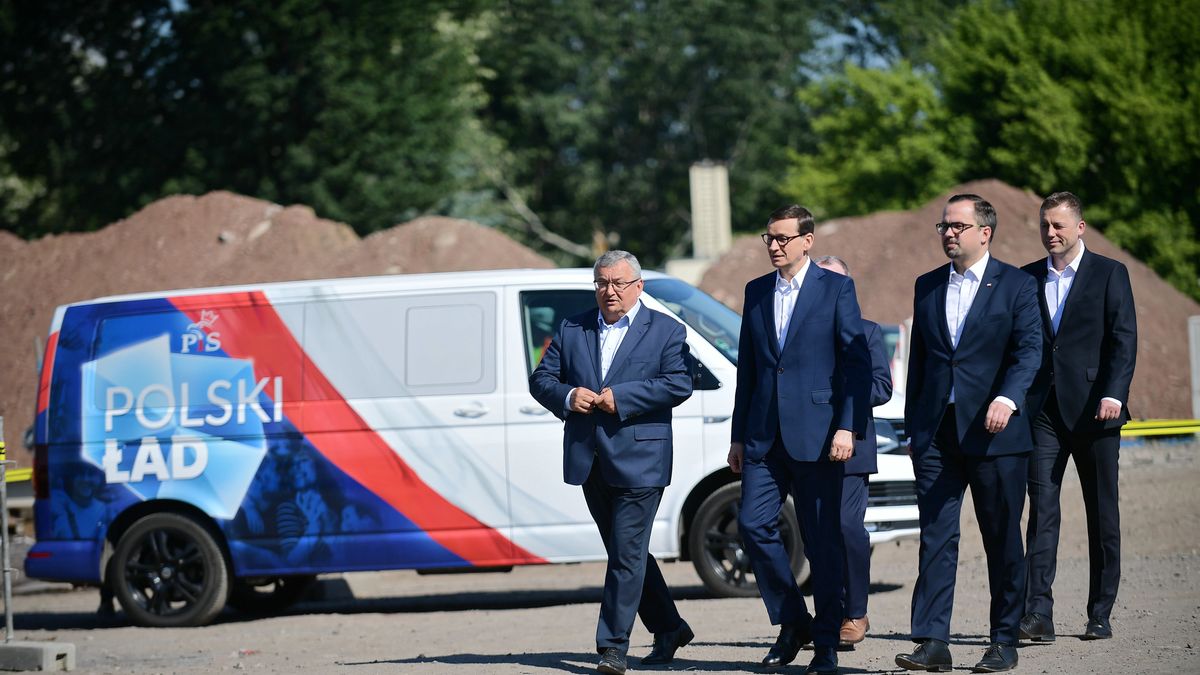 Rząd szykuje się do projektowania budżetu na 2022 rok.