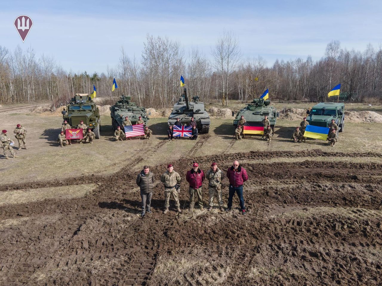 Pancerna pięść Zachodu w Ukrainie.