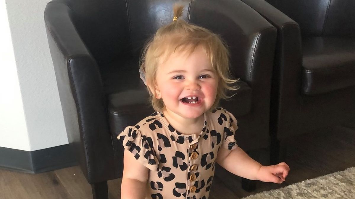 Dziewczynka zmarła w wyniku połknięcia małej baterii