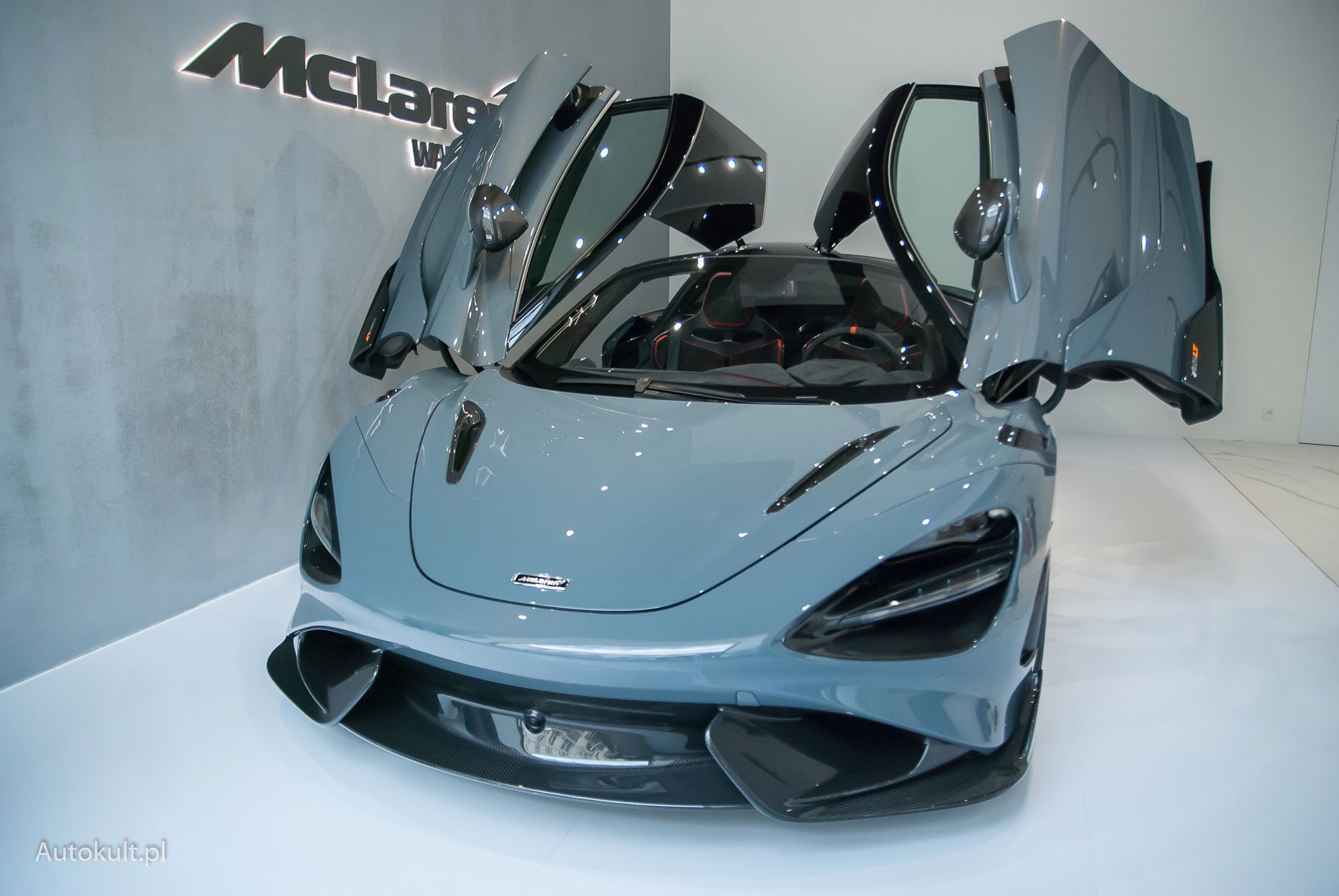 McLaren 765LT