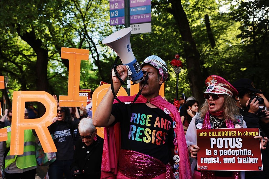 Demonstracja przeciwko praktykom pracowniczym Amazona