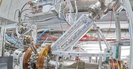Polscy naukowcy z sukcesem w CERN. Chodzi o badania antymaterii