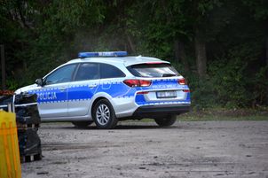 11 gramów mefedronu ukryte w aucie. 23-latek zatrzymany przez połanieckich kryminalnych