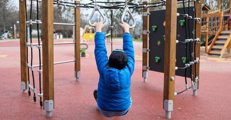 Dewiant w Lublinie? Rodzice nawzajem się ostrzegają