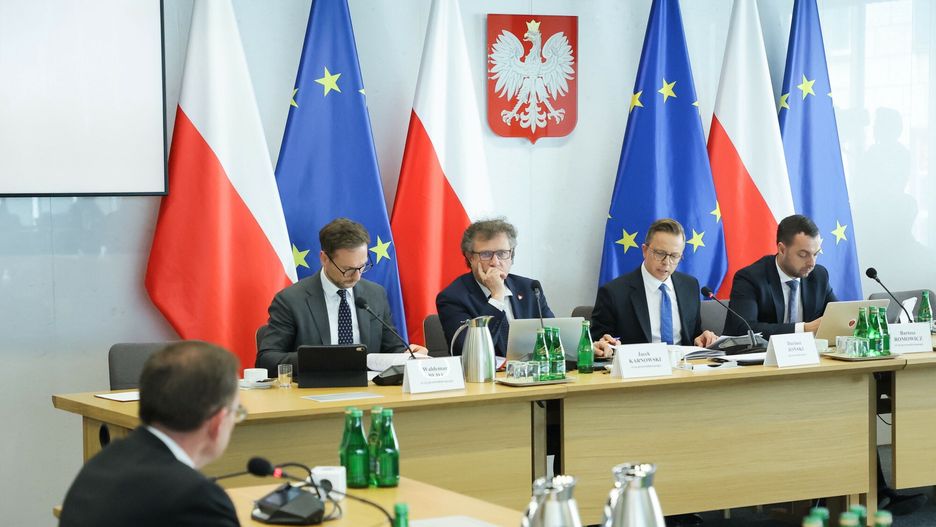 Mariusz Kamiński zeznaje przed sejmową komisją śledczą ds. wyborów kopertowych