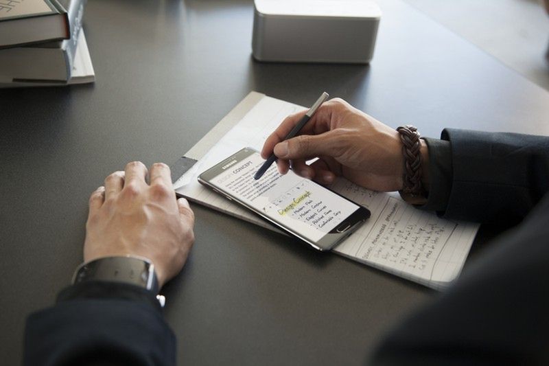 Galaxy Note 4 i Galaxy Note Edge z wygiętym ekranem oficjalnie. Najbardziej wszystkomające smartfony? 38