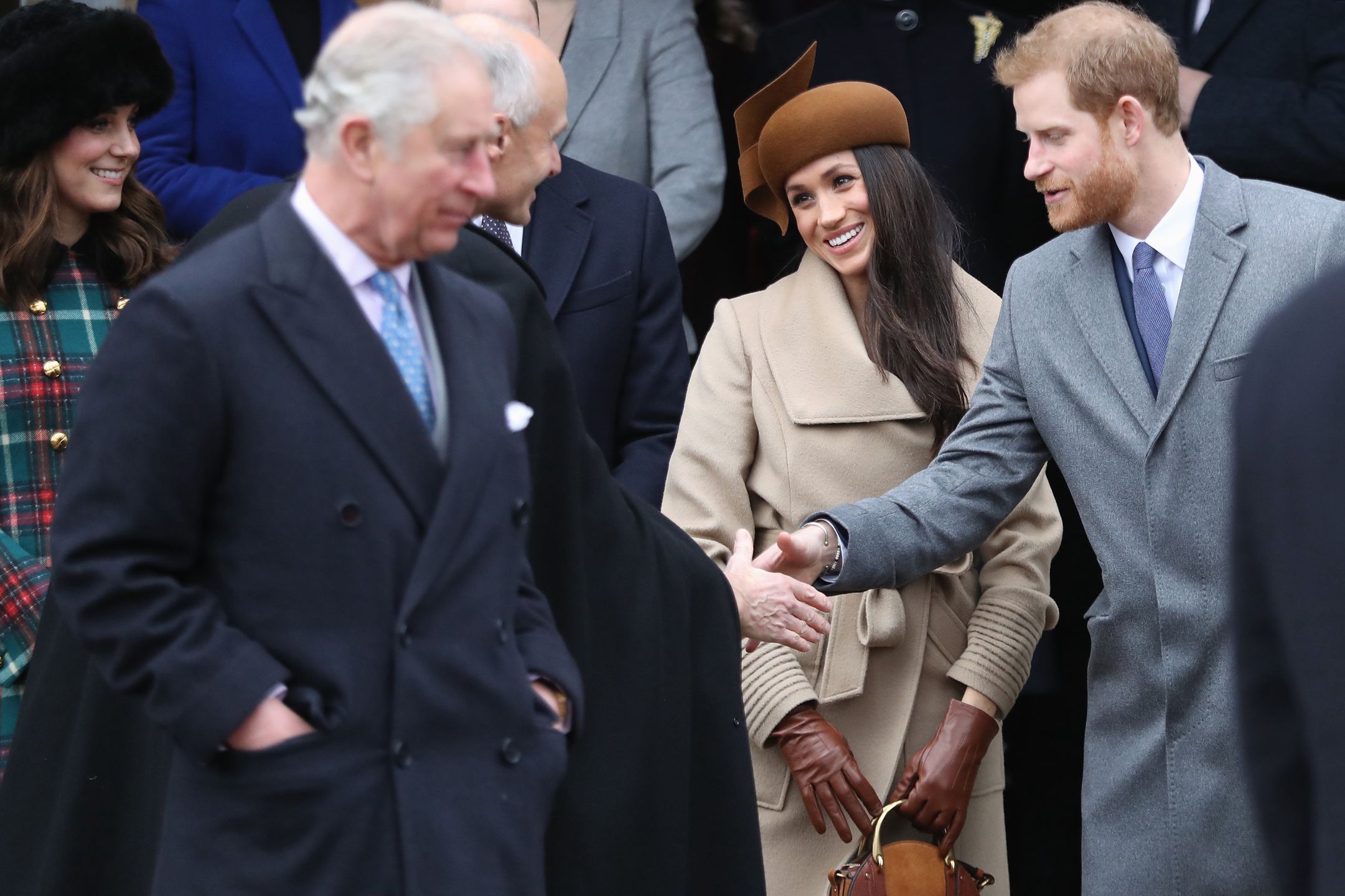 Król Karol III, książę Harry i Meghan Markle