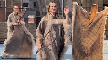 Aryna Sabalenka wymachuje rakietą w szarym ponczo Gucci. Wymarzona ambasadorka marki? (WIDEO)
