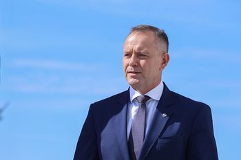 Prezydent nie doleciał do Senegalu. "Duże złoża" na zachodzie Afryki
