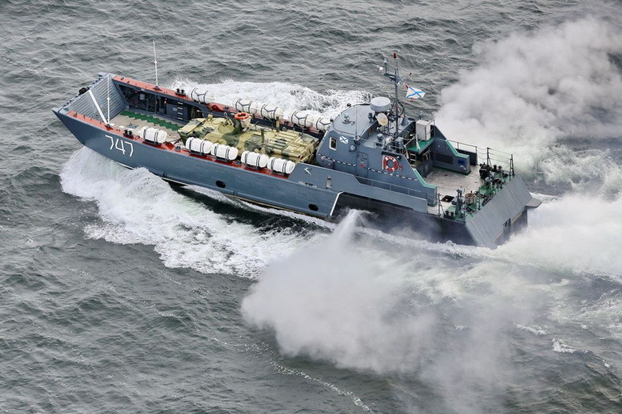 Brawurowa akcja Ukraińców. Uderzyli w dwa rosyjskie okręty desantowe