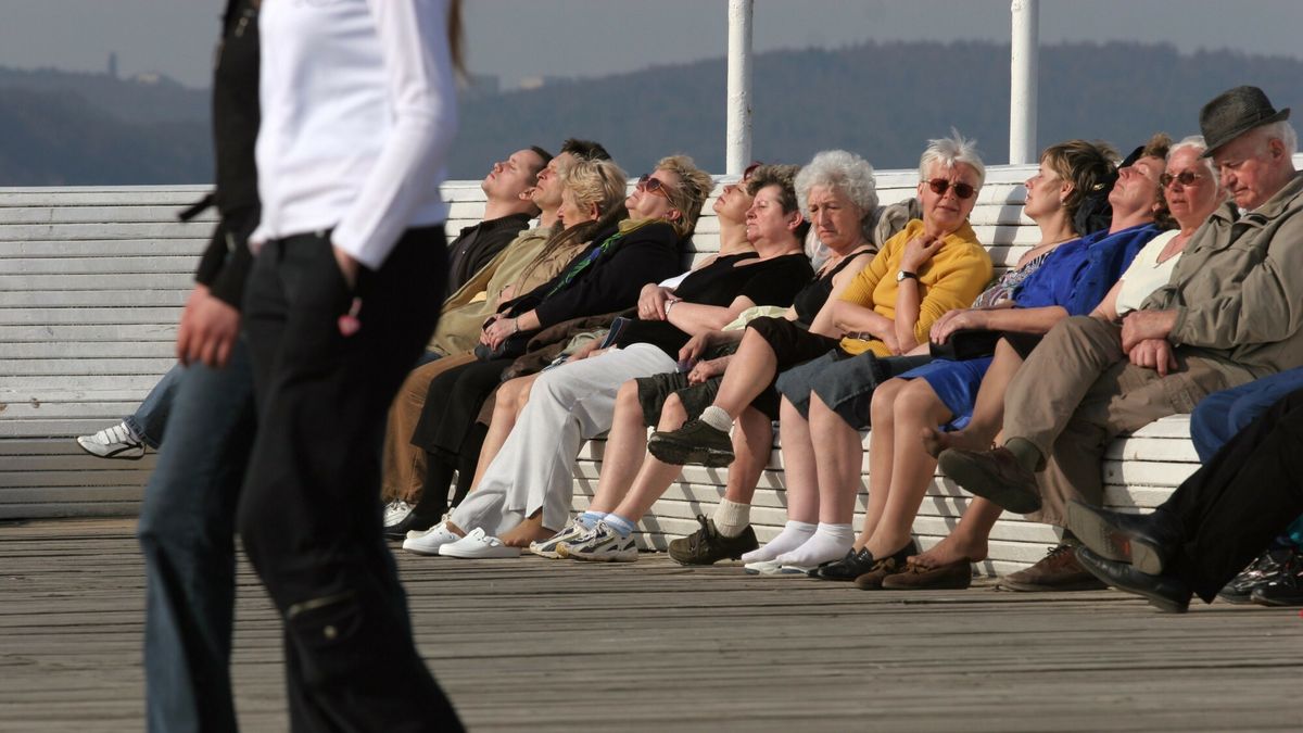 Reporter Poland 2005
04.04.2005 Sopot , sopockie molo , pierwsze sloneczne dni 
fot. MSF/REPORTER
MSF/REPORTER
