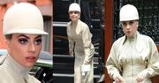 Lady Gaga spaceruje po Nowym Jorku w skórzanym kombinezonie