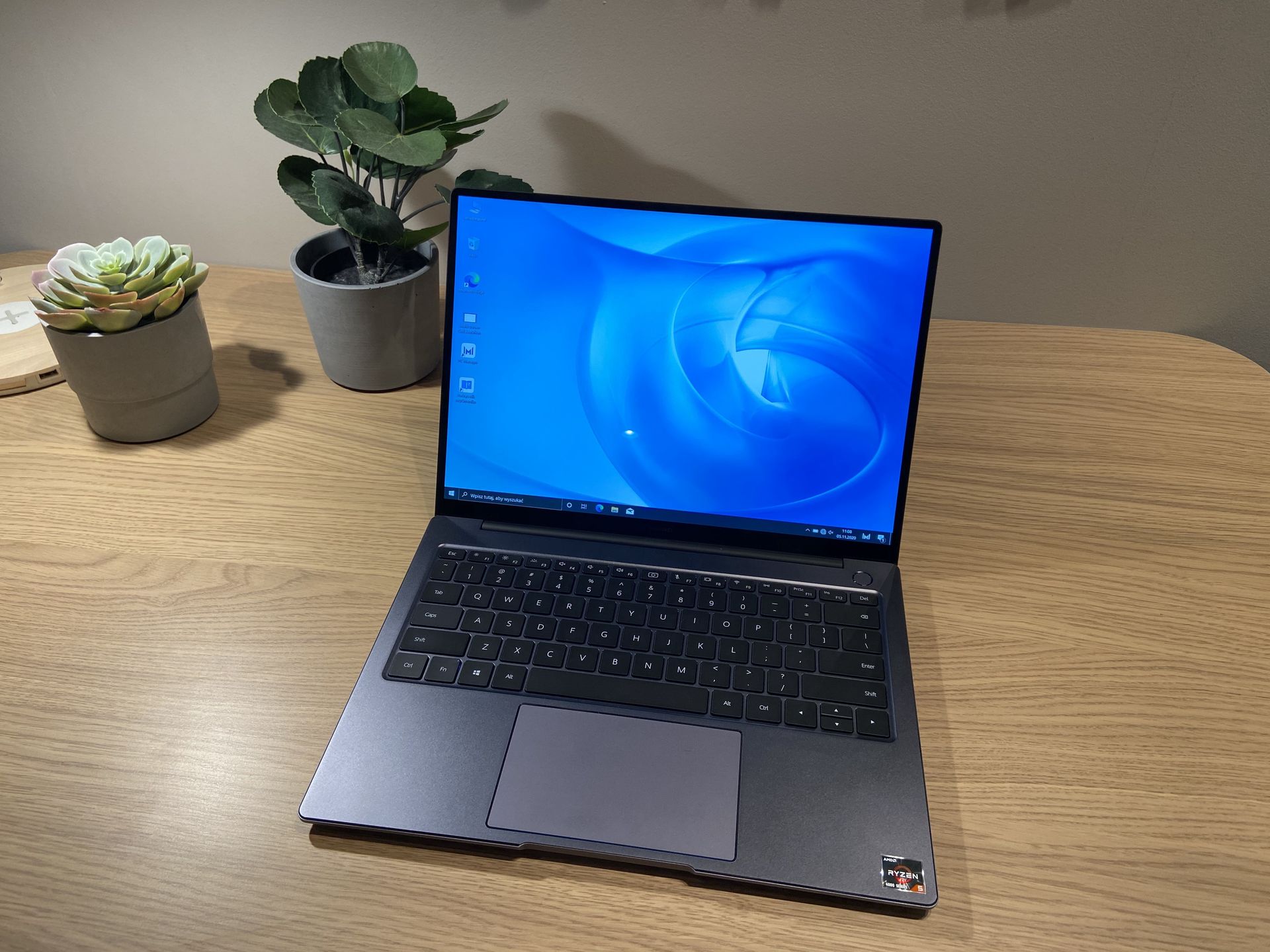 Huawei Matebook 14. Konfiguracyjnie bez najmniejszych kompromisów