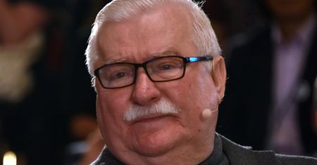 Przyjaciel dogryzł Wałęsie. "Niech się nie wygłupia, bo głodny i goły nie chodzi"
