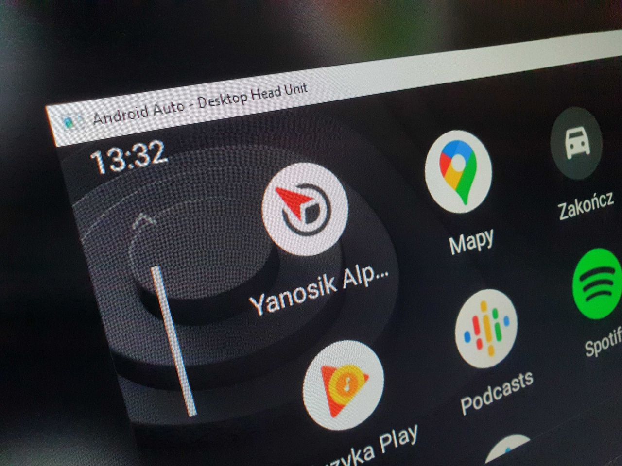 Yanosik zadziała w Android Auto: testy już trwają, "praca wre" (aktualizacja)