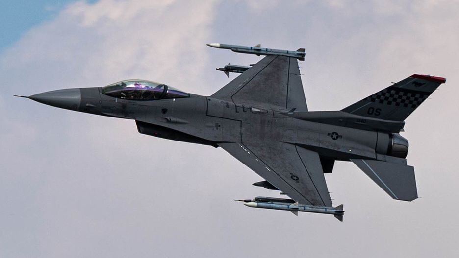 Myśliwiec F-16C z bazy Osan