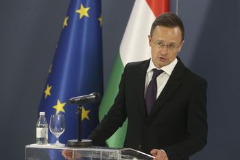 Węgry ratują się przed energetycznym kryzysem. Szef MSZ ogłasza: umowa podpisana