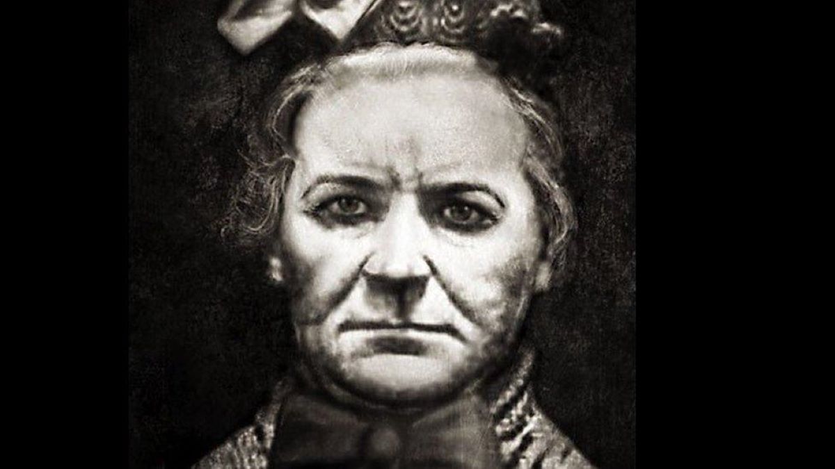 Amelia Dyer 