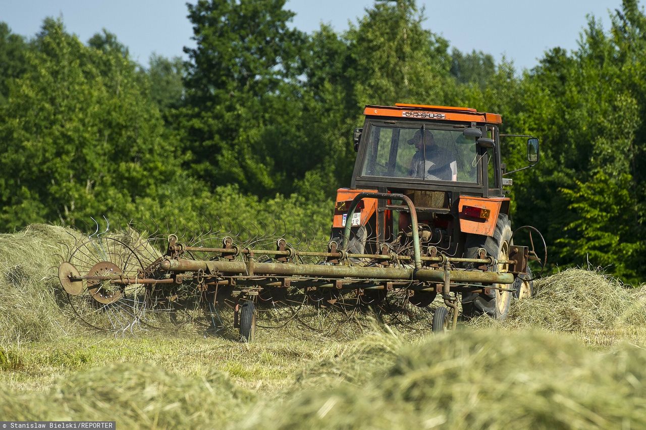 Podkarpackie. Młody mężczyzna zginął przygnieciony przez ciągnik