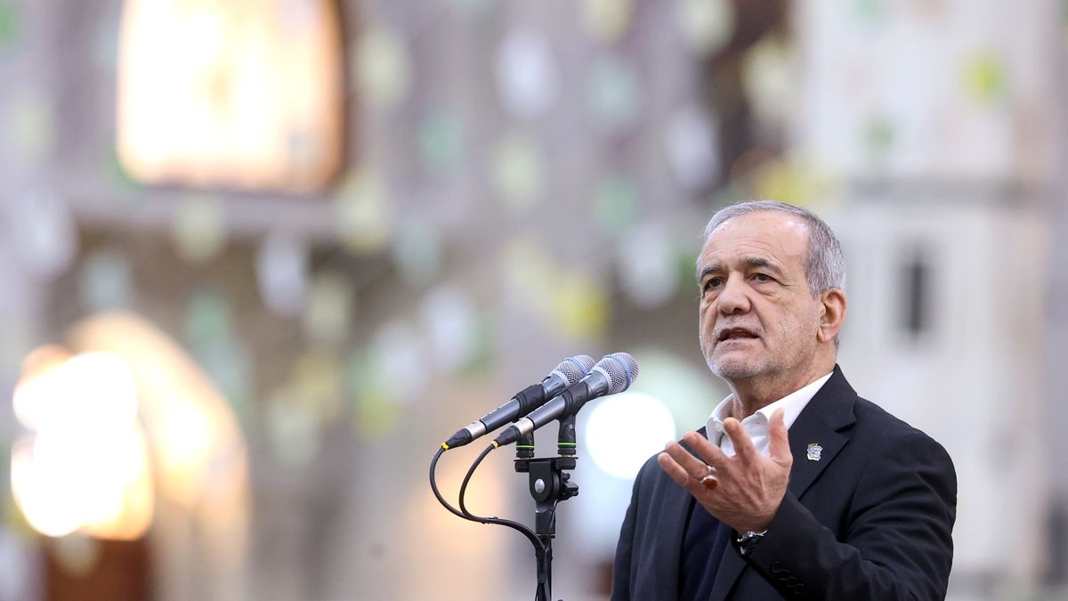 Prezydent Iranu chce współpracy z sąsiednimi krajami