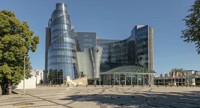 Właściciel TVN sprzedał TVP sublicencję do praw sportowych