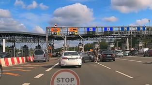 Agresywny kierowca z Małopolski szalał po autostradzie