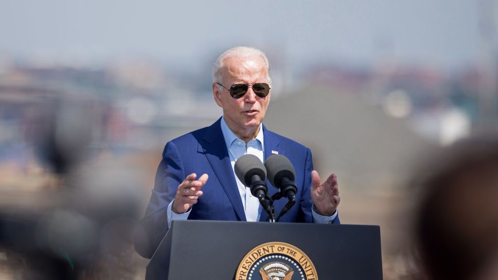 Prezydent Joe Biden  podczas wystąpienia w Somerset w stanie Massachusetts