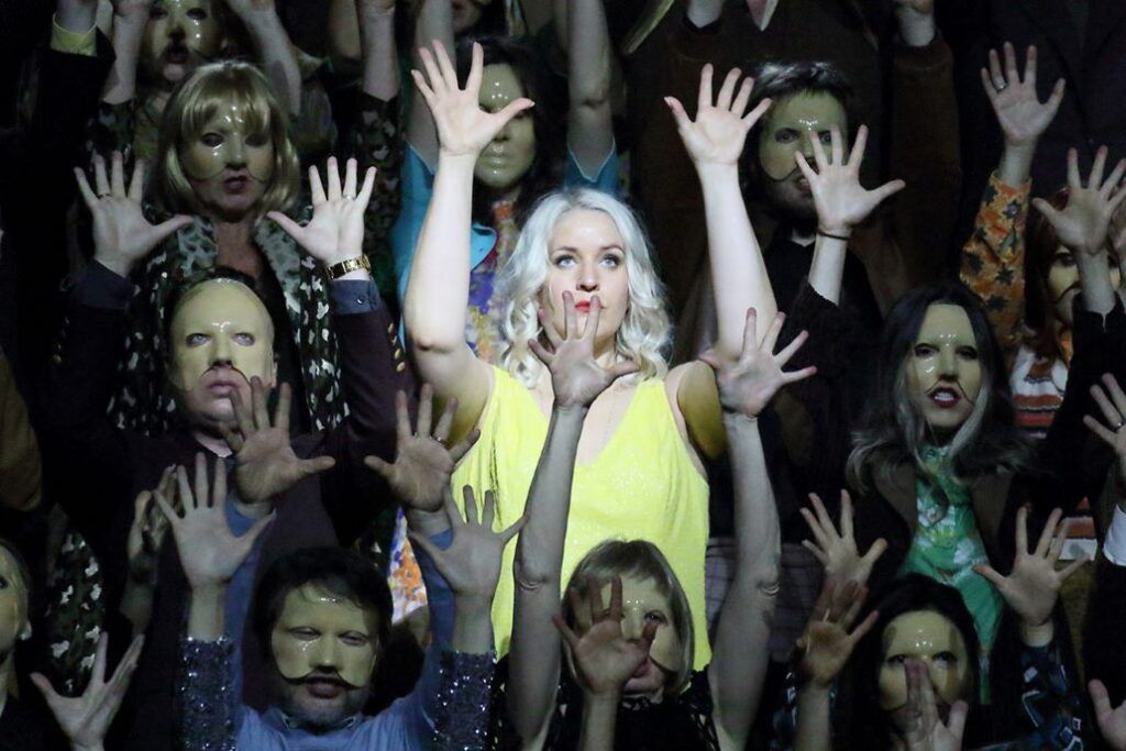 Lise Davidsen jako Liza w „Damie pikowej” w Bayerische Staatsoper w Monachium © Wilfried Hoesl