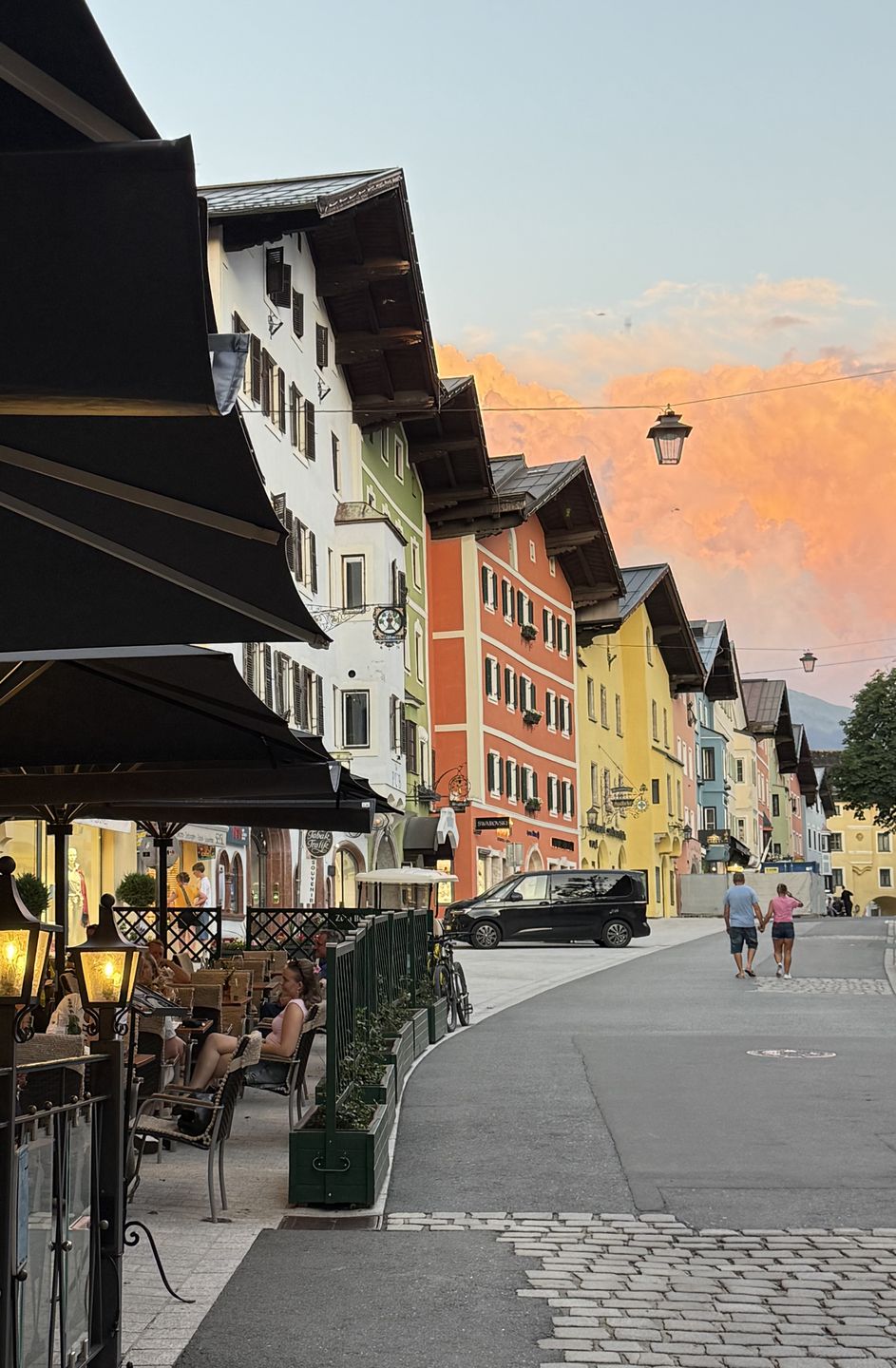 Historyczna zabudowa miasteczka Kitzbühel