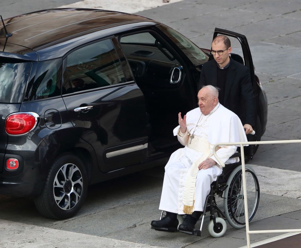 Co z papieżem Franciszkiem? Nowe informacje z Watykanu