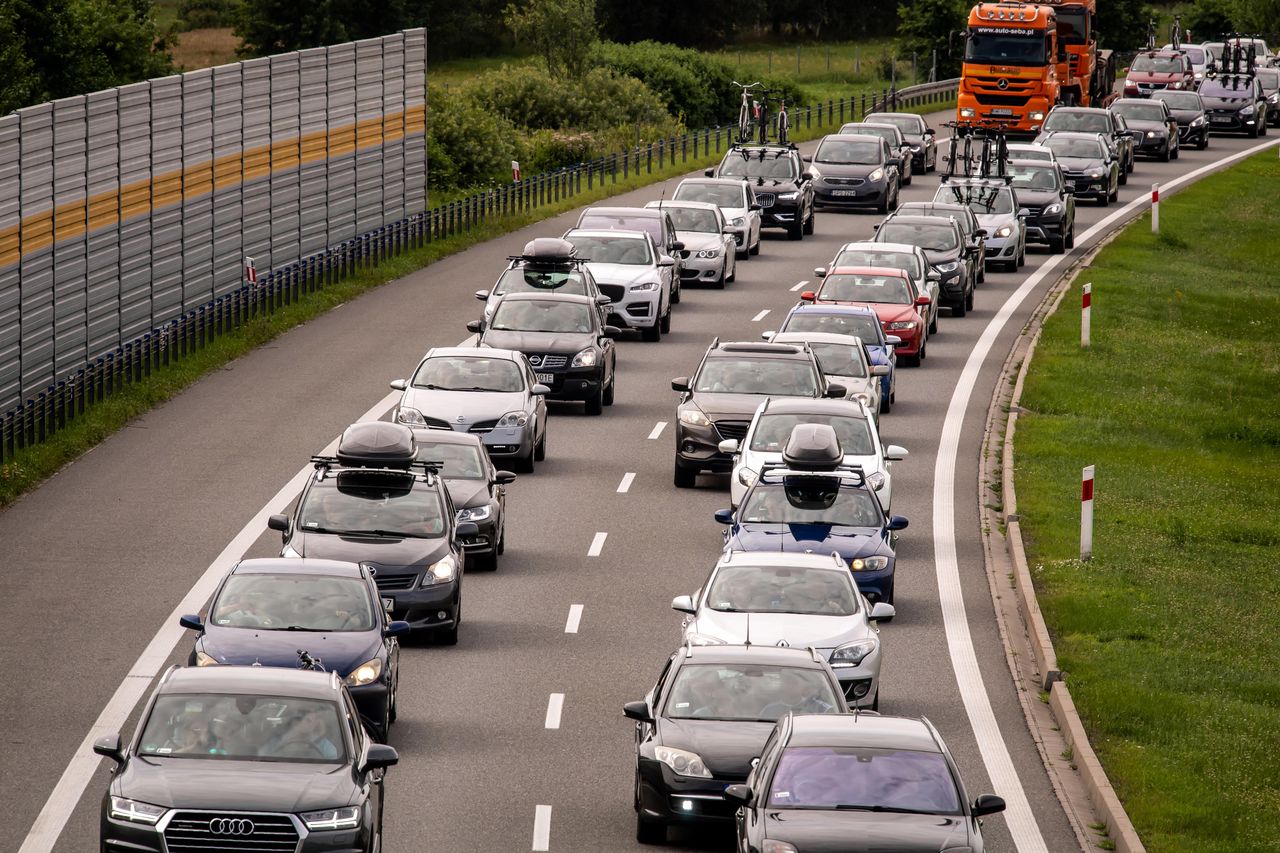 Karambol na A1. Pas szybkiego ruchu zablokowany, zdj. ilustracyjne 