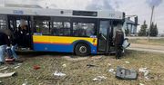 Nowe Gulczewo: Kolizja autobusu miejskiego z osobówką. Siedem osób trafiło do szpitala