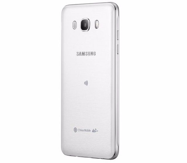 Samsung Galaxy J7 (2016) i J5 (2016) oficjalnie 6