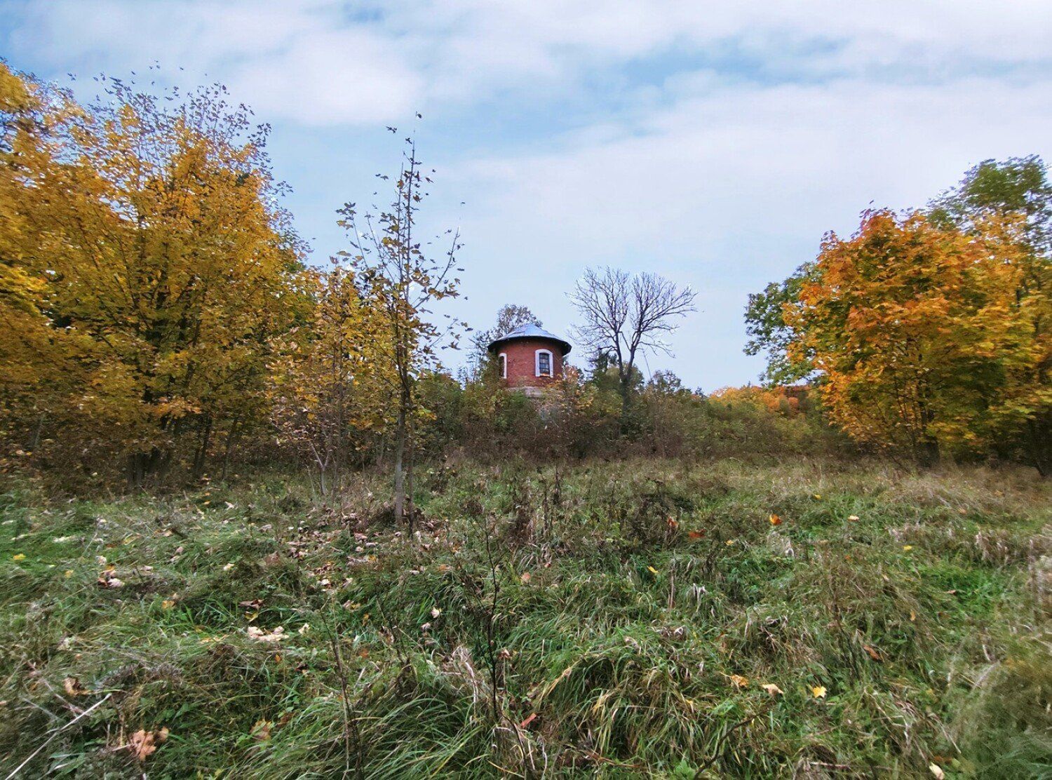 Niepowtarzalny domek Muminków. Podpowiadamy, gdzie na Dolnym Śląsku znajdziesz tę budowlę - zobacz zdjęcia