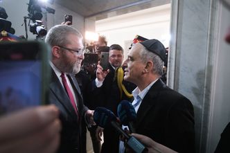 Zbierali pieniądze dla Brauna, mogą mieć kłopoty. "Publiczne pochwalanie przestępstwa"